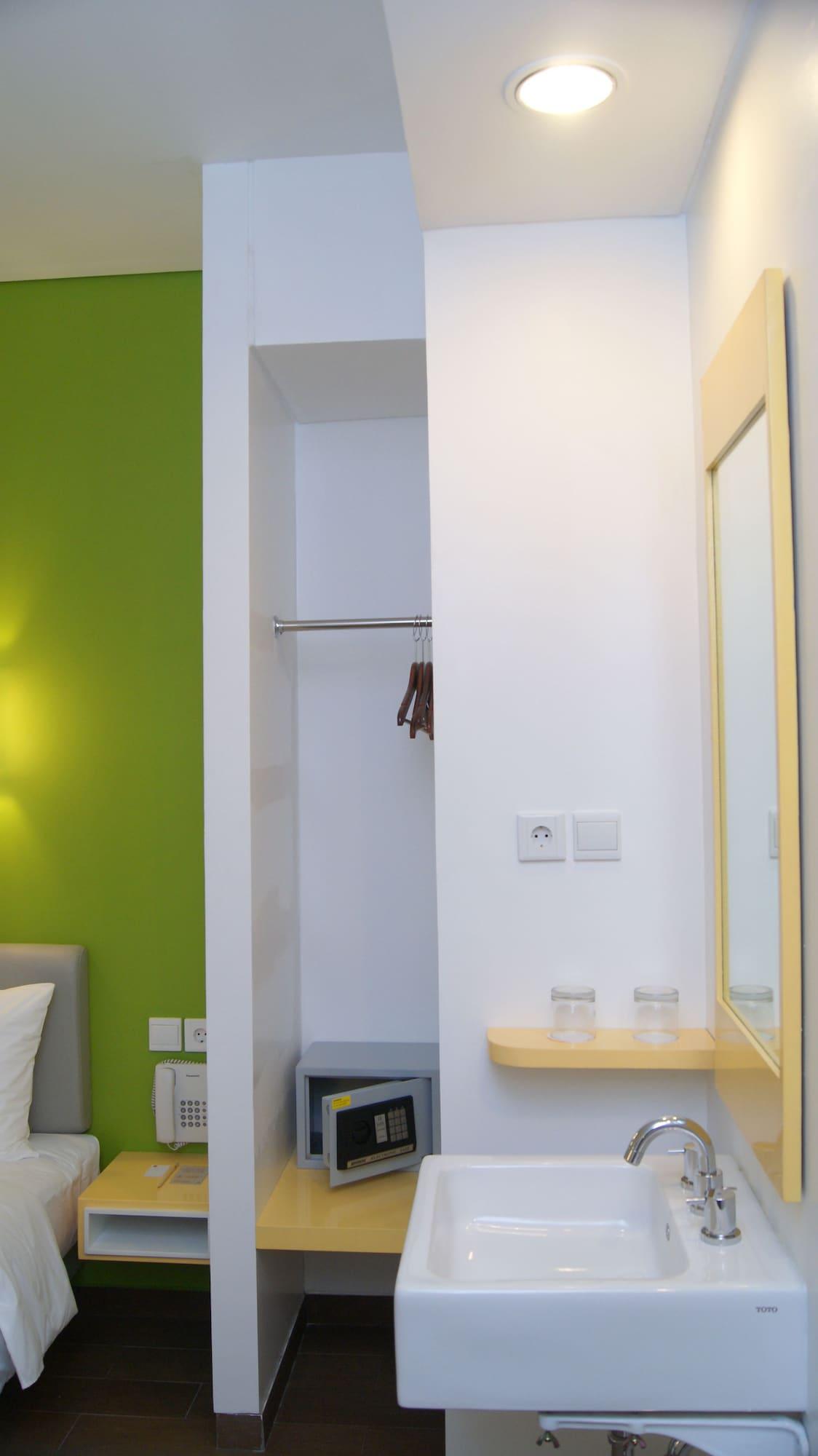 Amaris Hotel Mangga Besar Jakarta Exteriör bild